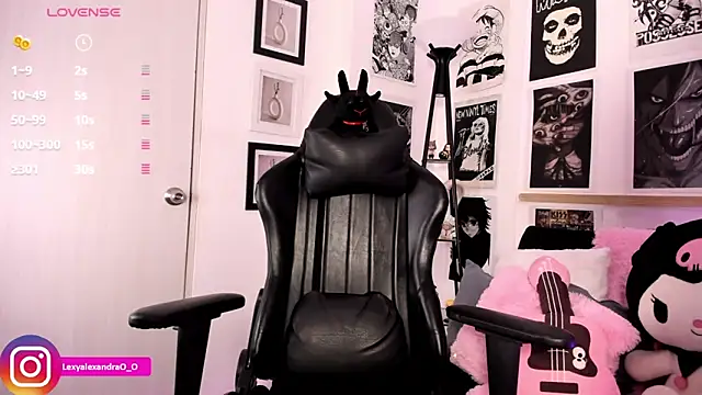 Lexyjoycce online show from November 26, 2025, 9:16 pm