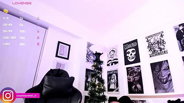 Lexyjoycce online show from January 6, 2026, 9:07 pm