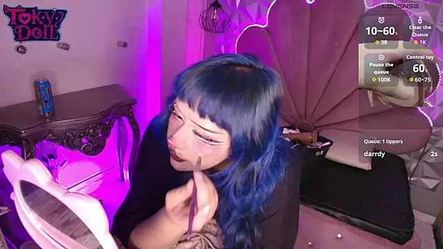 toky doll online show from September 12, 2025, 8:42 pm