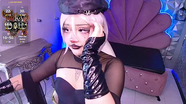 toky doll online show from October 24, 2025, 9:33 pm