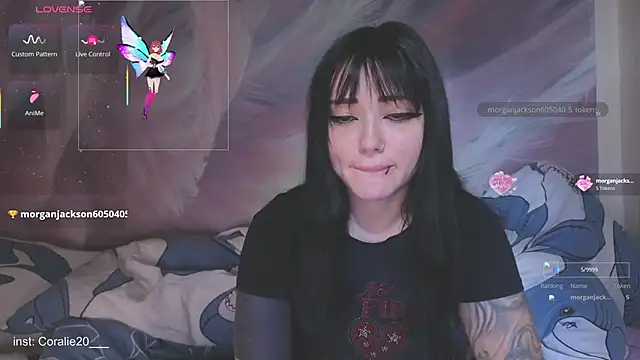 Coralie20  online show from October 19, 2025, 12:06 pm