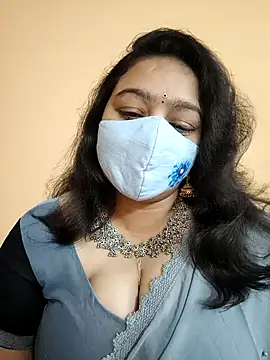 neelu-hoty online show from December 28, 2024, 12:13 pm