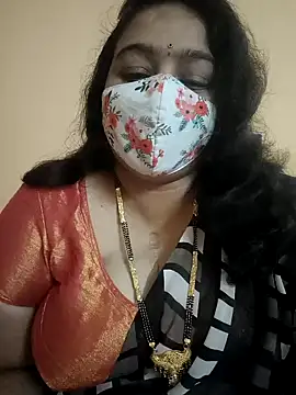 neelu-hoty online show from December 29, 2024, 8:04 pm