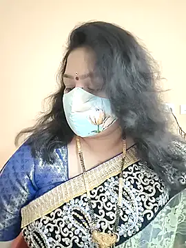 neelu-hoty online show from December 30, 2024, 3:46 pm