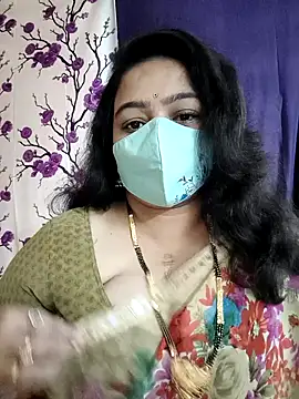 neelu-hoty online show from January 4, 2025, 5:47 pm