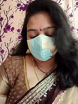 neelu-hoty online show from January 23, 2025, 1:02 pm