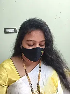 neelu-hoty online show from February 24, 2026, 2:04 pm