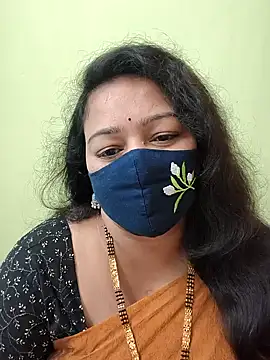 neelu-hoty online show from April 27, 2026, 8:34 am