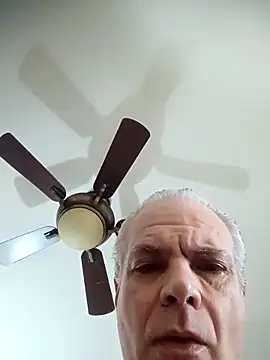 Hand69someguy online show from October 29, 2025, 3:58 pm