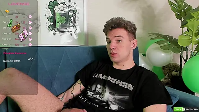 ArthurWhitee online show from March 14, 2025, 4:10 am