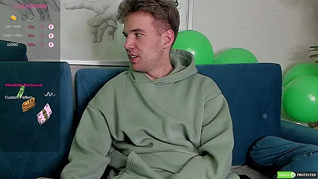 ArthurWhitee online show from March 17, 2025, 9:44 am