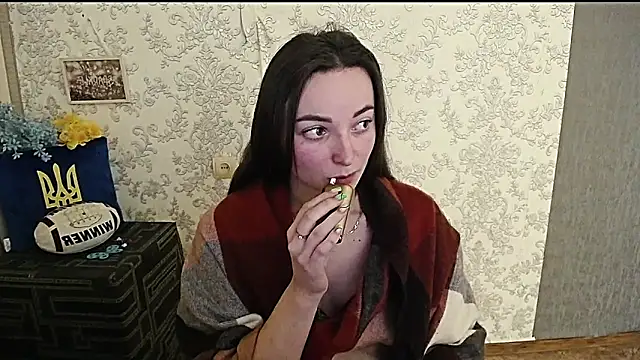  Barbie Kiss  online show from January 16, 2025, 9:16 am