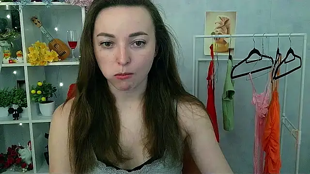  Barbie Kiss  online show from March 31, 2026, 7:31 am