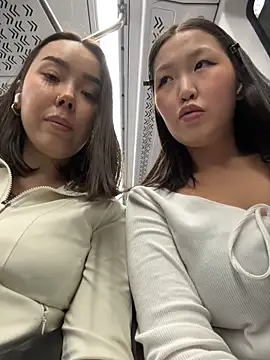 Asian Asami online show from October 19, 2025, 1:56 pm