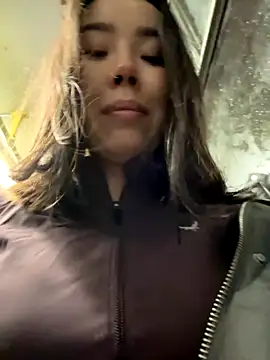 Asian Asami online show from November 13, 2025, 5:23 pm