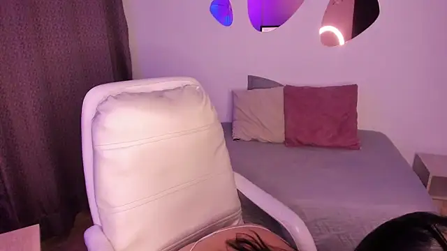  Danaa online show from September 23, 2025, 6:55 pm