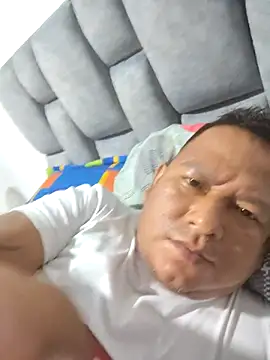 siatodo02 online show from January 31, 2025, 12:06 am