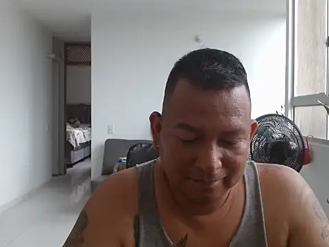 siatodo02 online show from June 6, 2026, 3:17 pm