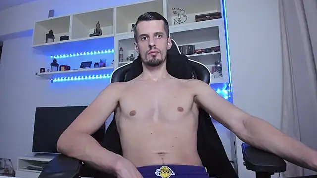 ToddClaytonn online show from October 6, 2025, 8:17 pm