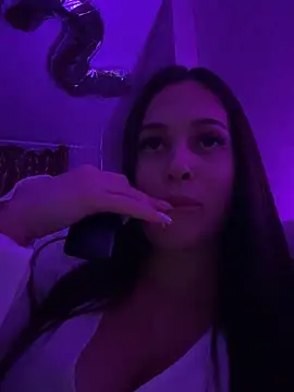 EricaWalls online show from December 13, 2024, 10:02 pm