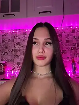 EricaWalls online show from February 14, 2025, 10:25 pm