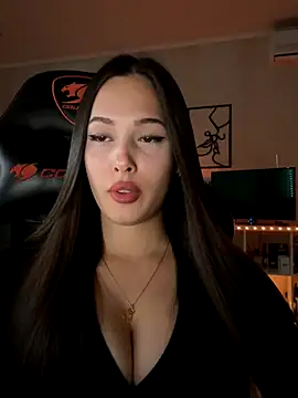 EricaWalls online show from September 12, 2025, 6:08 pm