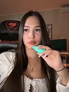 EricaWalls online show from September 16, 2025, 7:04 pm