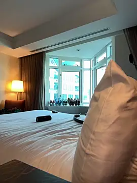 PeytonJohnn online show from October 2, 2025, 8:49 pm