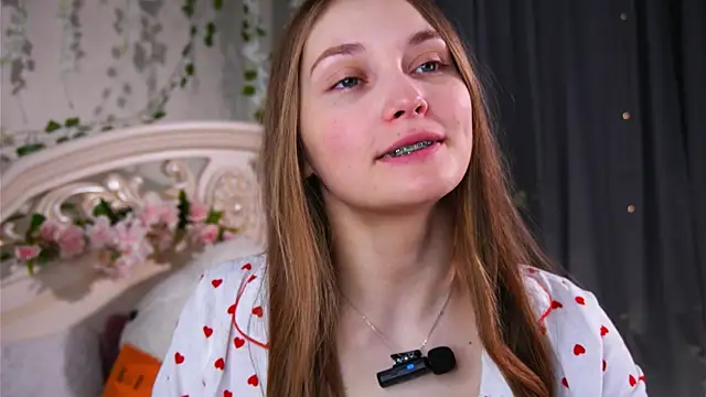 MonaEldon online show from April 16, 2026, 2:12 am