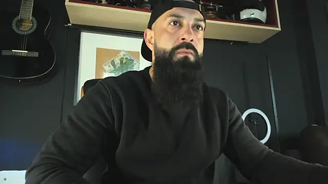 axxelrich  online show from February 11, 2025, 5:47 am