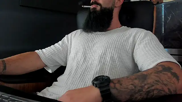 axxelrich  online show from September 21, 2025, 9:11 am