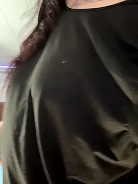 menaceswife online show from October 1, 2025, 6:36 pm