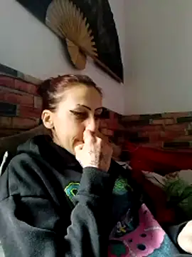 Snapshot of kriszy_baby chatting on February 6, 2026, 7:45 am kriszy baby online show from February 6, 2026, 7:45 am