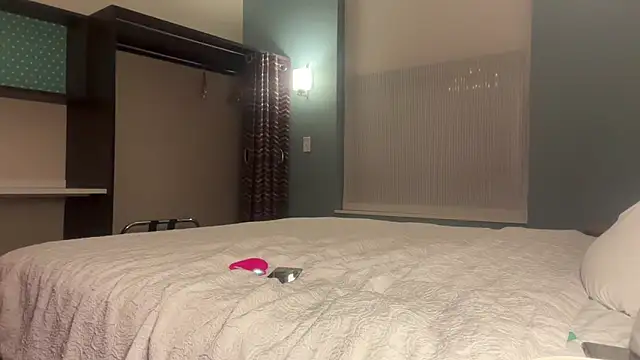 londonsfantasy online show from September 25, 2025, 4:49 am