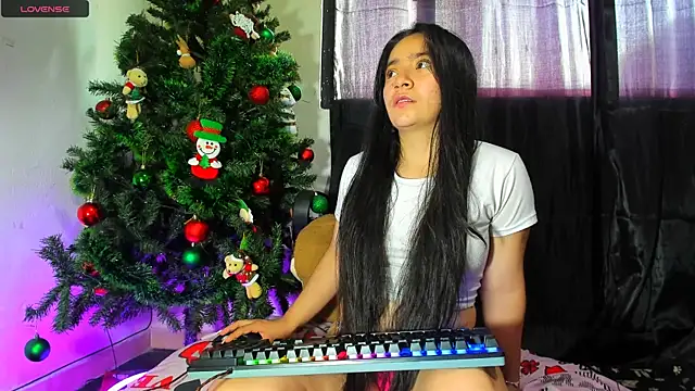 litle mily  online show from January 15, 2025, 10:02 pm