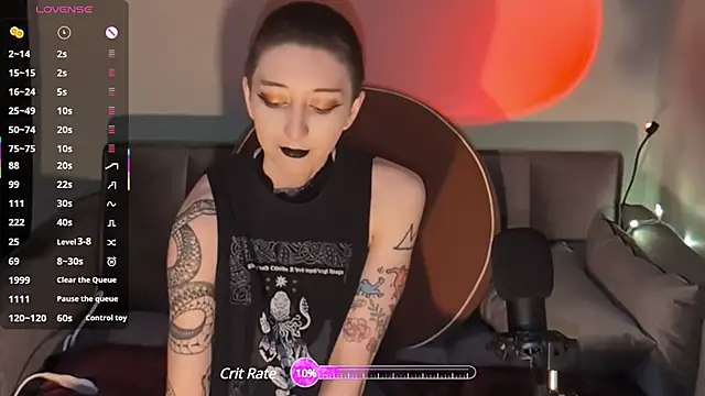 lovelylucyy online show from February 18, 2025, 12:59 am