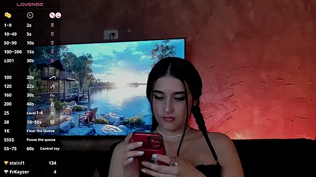 Charlotte greys online show from February 21, 2025, 12:49 am