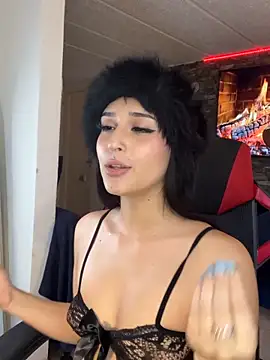 Charlotte greys online show from April 21, 2026, 8:23 pm