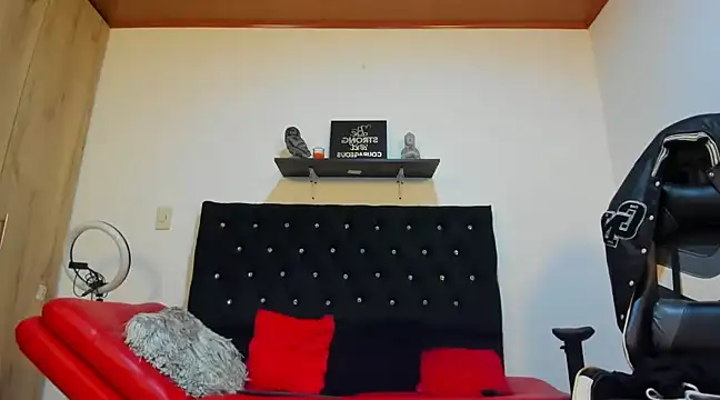 julian wallace online show from February 26, 2025, 12:05 am