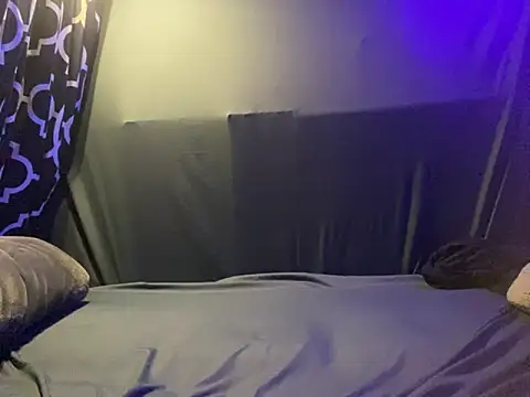 BigMac1596 online show from October 13, 2025, 5:57 pm