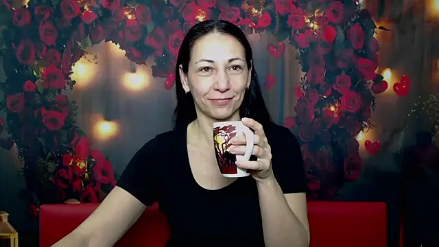 LiluGrants online show from February 5, 2025, 10:44 pm