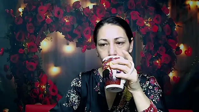 LiluGrants online show from February 20, 2025, 10:37 pm