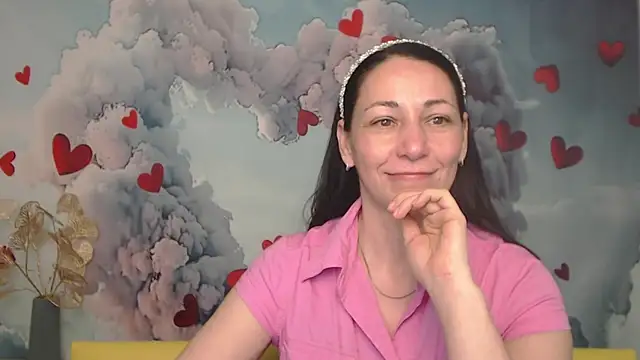 LiluGrants online show from March 11, 2025, 10:20 pm