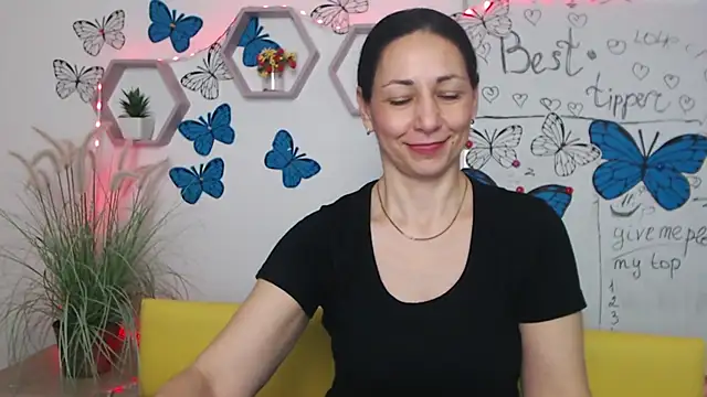 LiluGrants online show from March 19, 2025, 10:09 pm