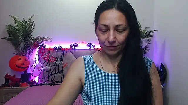 LiluGrants online show from October 19, 2025, 6:08 pm