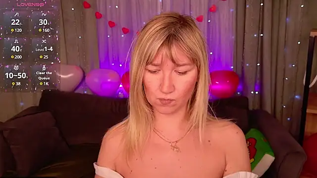 MilaBott online show from February 11, 2025, 8:10 pm