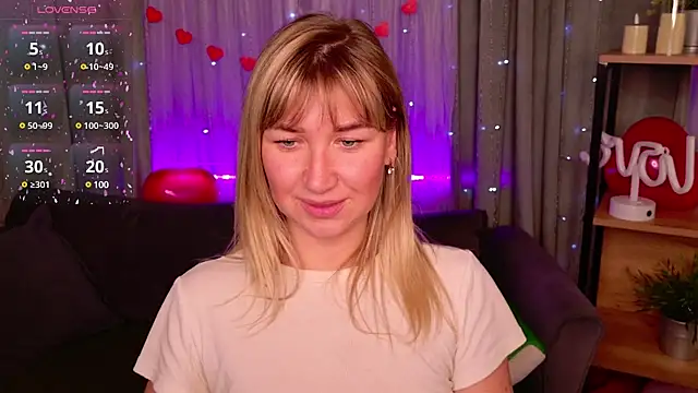 MilaBott online show from February 13, 2025, 11:47 pm