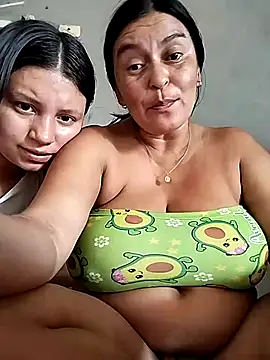 Horny-Mommy-Dirty online show from October 1, 2025, 3:40 pm