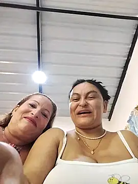 Horny-Mommy-Dirty online show from April 19, 2026, 2:27 pm