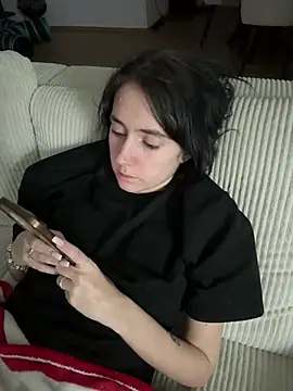 Lena Lang online show from March 3, 2026, 11:21 pm